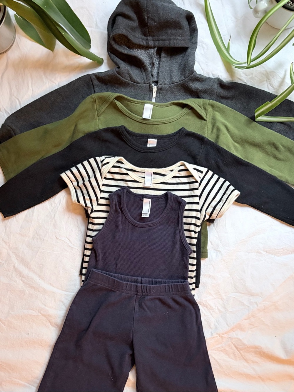 American Apparel Striped T black long sleeve green long sleeve navy tank & pants